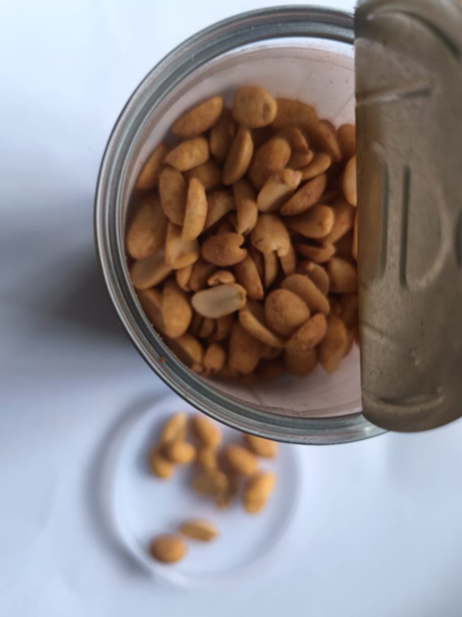 Roasted Garlic Peanuts